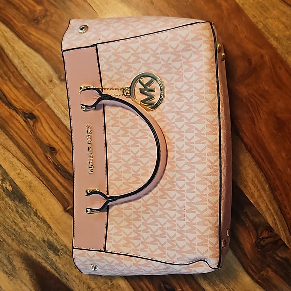 Michael Kors logo purse crossbody bag pink NWOT